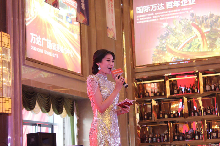 專(zhuān)業(yè)活動(dòng)主持人必須具備的4個(gè)技能